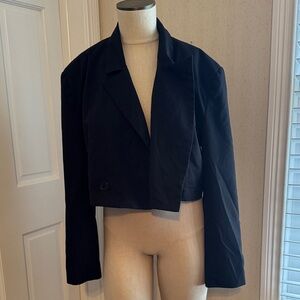 Cropped Black Women's Blazer Jacket - Modern Tailored Look